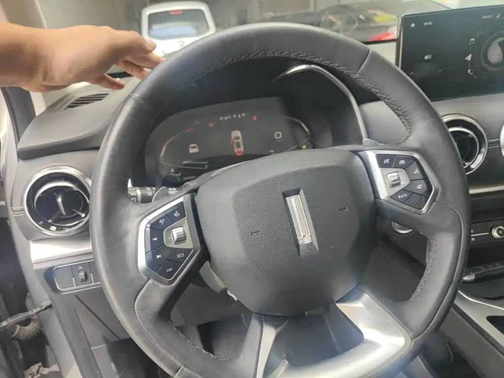 WEY VV6 2021 2021 2.0T 2WD Smart Protection+