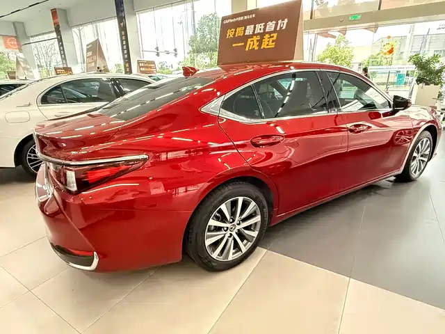 Lexus ES 2020 200 Excellence — фото 4