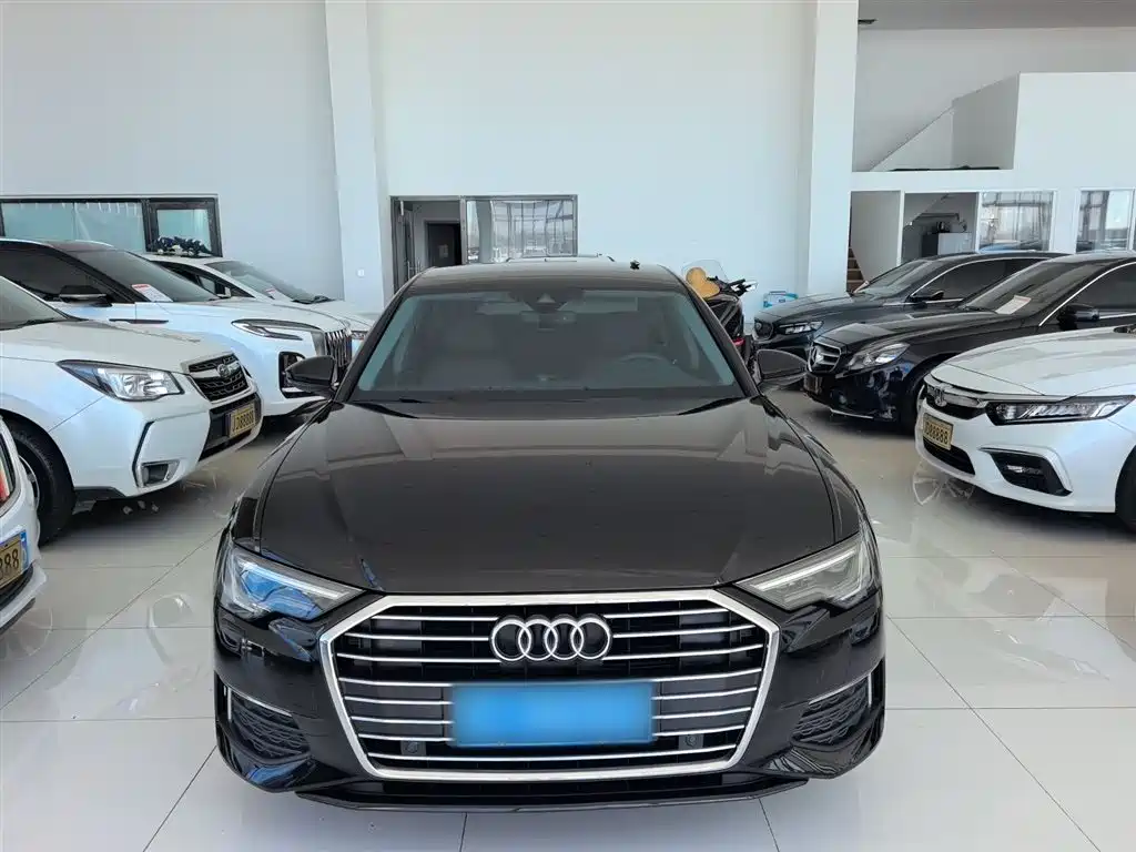 Audi A6L 2021 40 TFSI Luxury Elegance фото 8