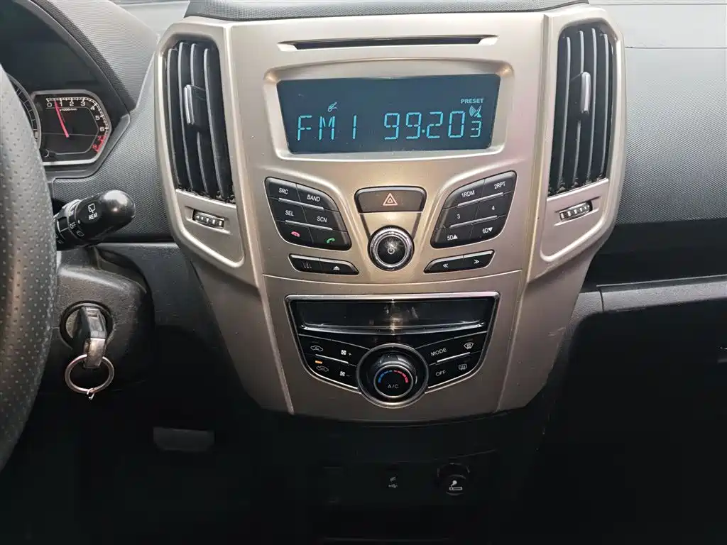 Haval H1 2016 Red Label 1.5L AMT Comfort фото 6