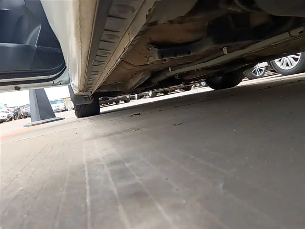 Toyota Levin 2018 185T CVT Premium Edition China V фото 22