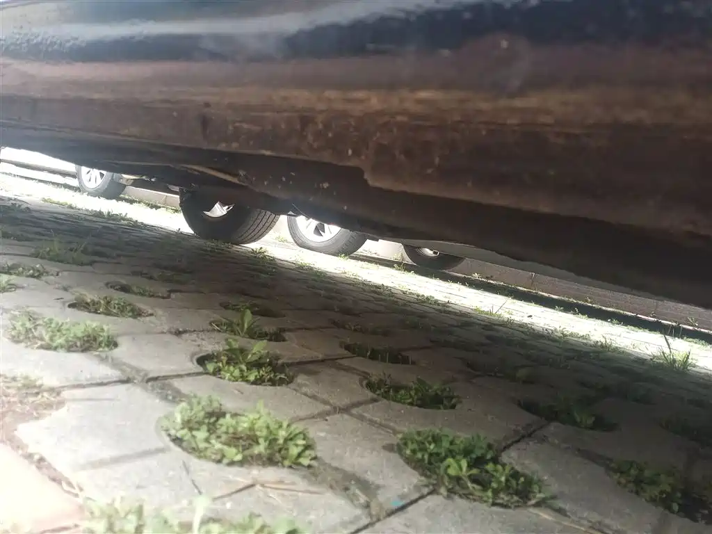 Volkswagen Lavida 2015 1.6L Automatic Trend Edition фото 20