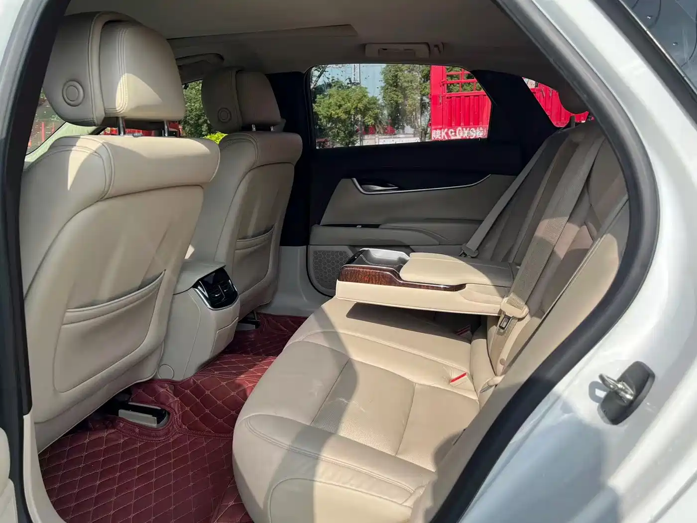 Cadillac XTS 2015 2014 28T Comfort