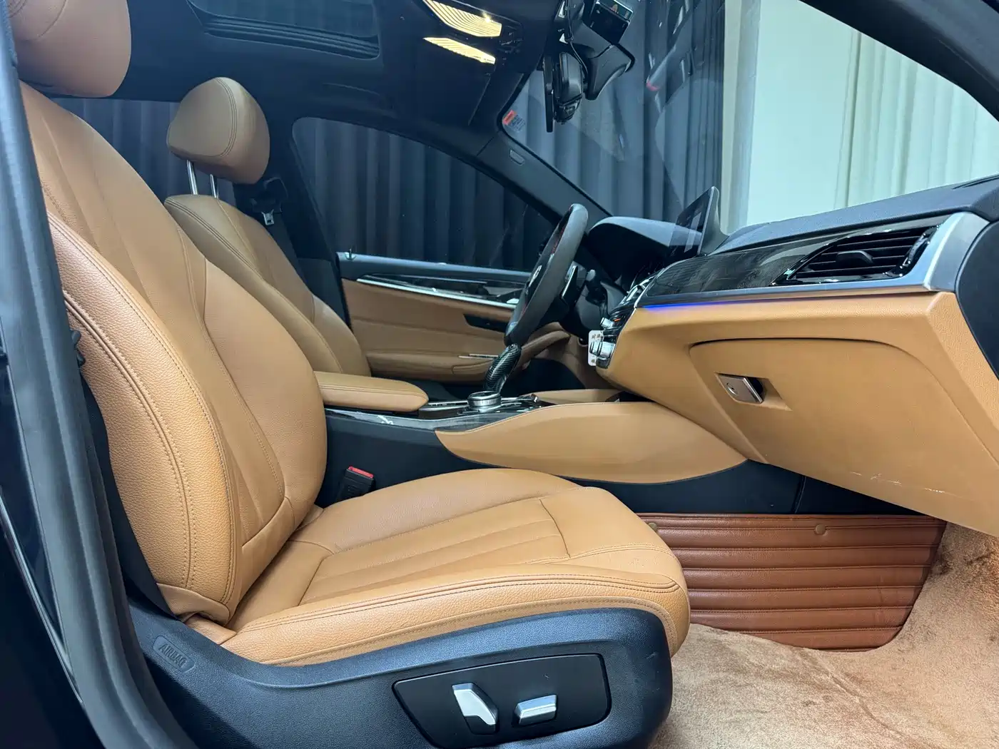 BMW 5 Series 2018 530Li Leading M Sport Package фото 34