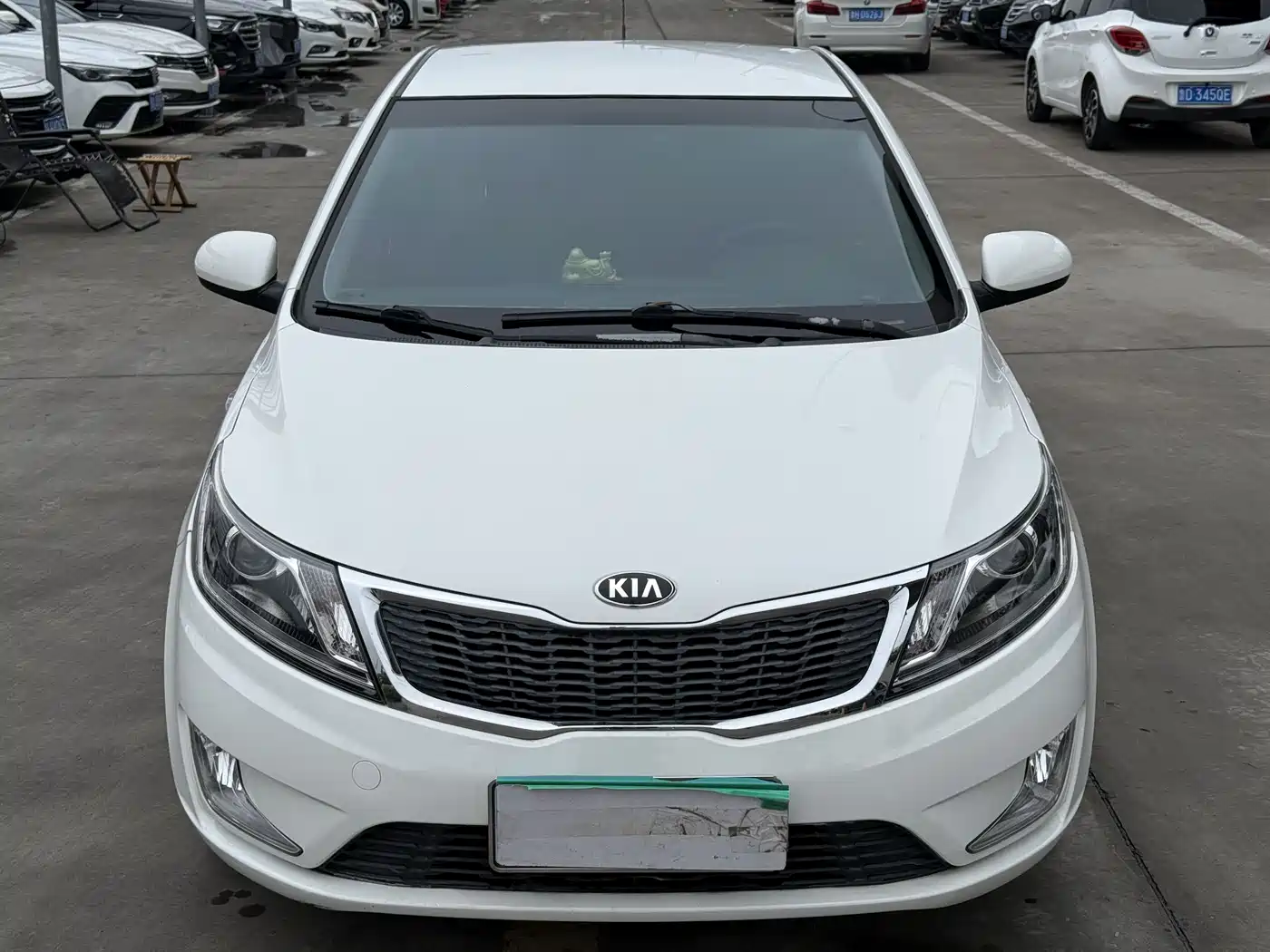 Kia K2 2012 Sedan 1.4L AT GLS Commemorative Edition фото 4