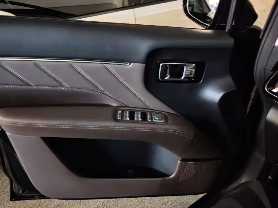 Фото 7 - Wuling Motors Xingguang 730 New Energy