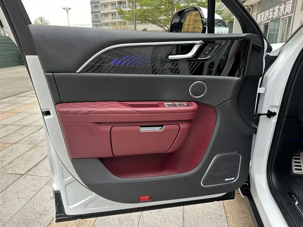 Hongqi E-HS9 2022 660km Qi Chang Edition (6-seater) фото 25