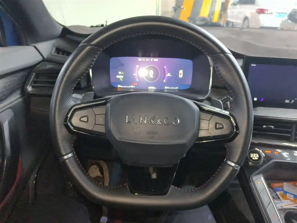 Lynk & Co 06 2020 1.5T Power Pro фото 7