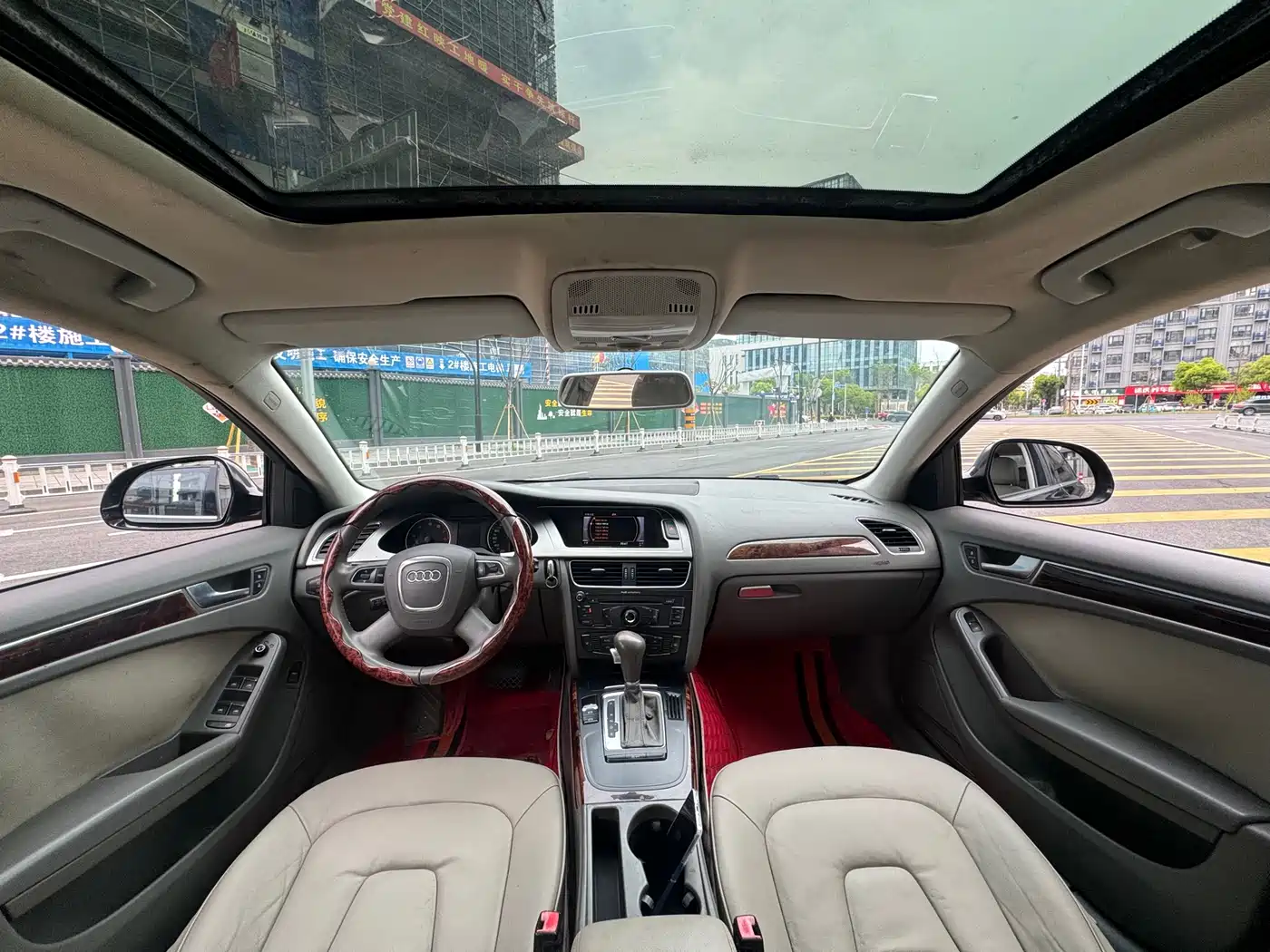 Audi A4L 2011 2.0 TFSI Luxury фото 15