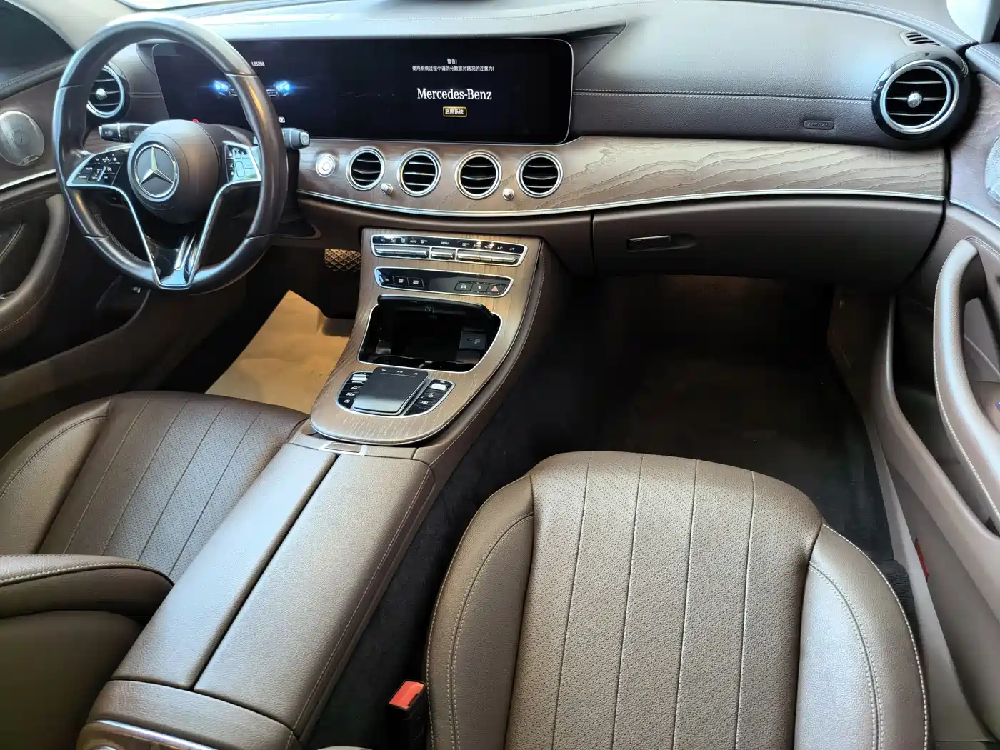 Mercedes-Benz E-Class 2021 E 300 L Luxury фото 11