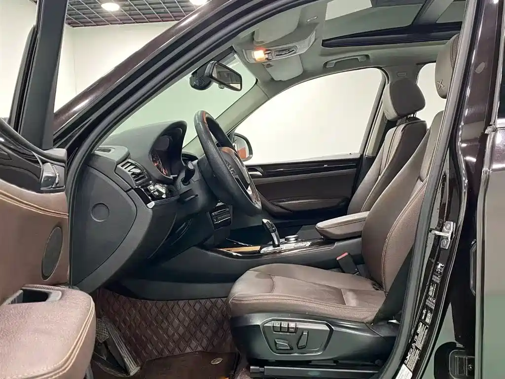 Volkswagen FAW-Volkswagen CC 2018 1.8TSI Luxury фото 14