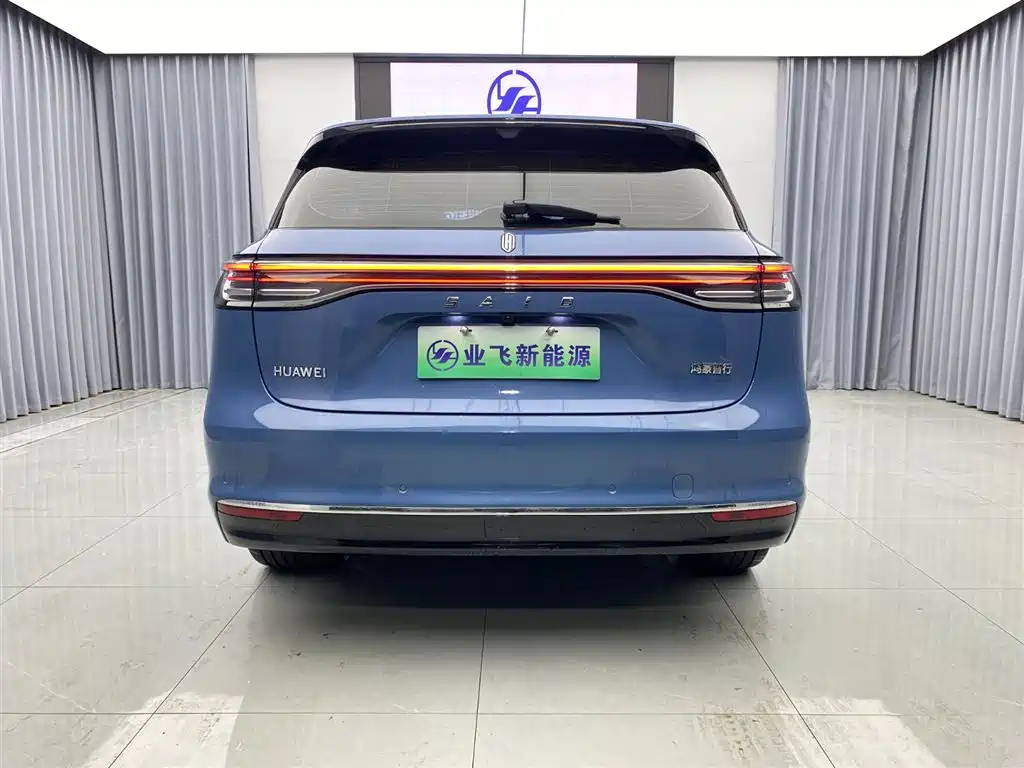صورة 5 - Shangjie SUV