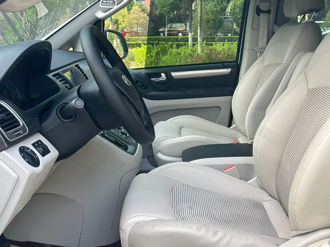 SAIC Maxus Maxus G10 2019 PLUS 2.0T Auto Elite China VI фото 11