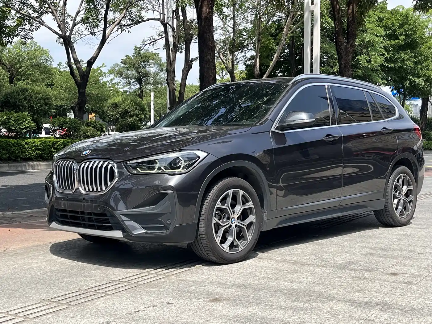 BMW X1 2021 sDrive25Li Leading