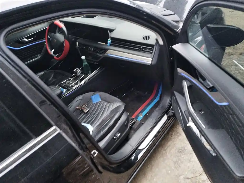 Hongqi HS5 2022 Facelift 2.0T Smart Flag Enjoyment Edition фото 20