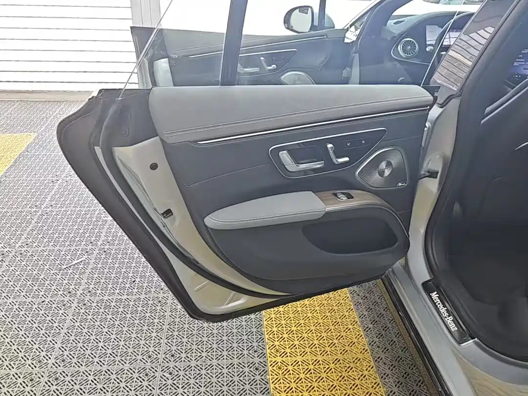 Mercedes-Benz EQS 2023 450+ Pioneer Edition фото 15