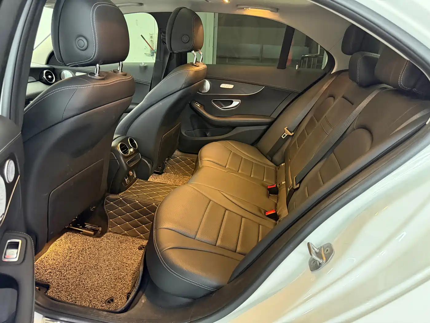 Mercedes-Benz C-Class 2021 C 260 L Sport Starry Exclusive Edition фото 5