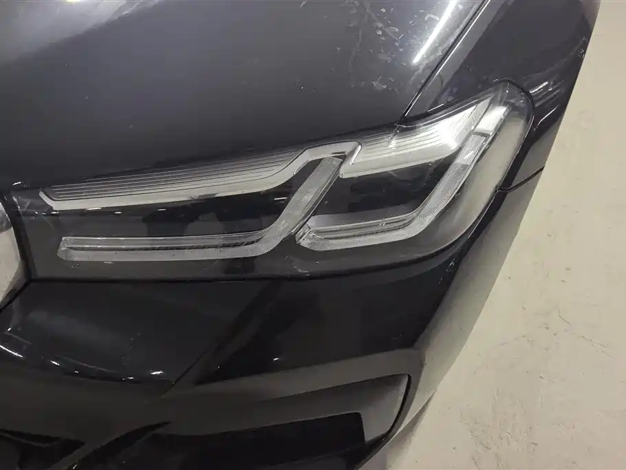 BMW 5 Series 2022 525Li M Sport Package фото 5