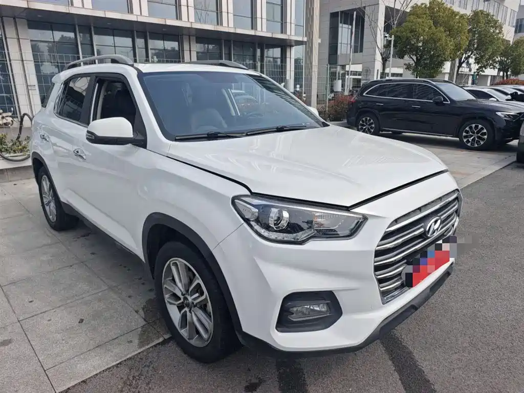 Hyundai Beijing Hyundai ix35 2019 2.0L Automatic 2WD Zhiyong·Enjoy China V фото 22