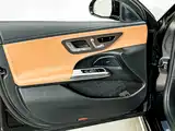 صورة 17 - Mercedes-Benz E-Class