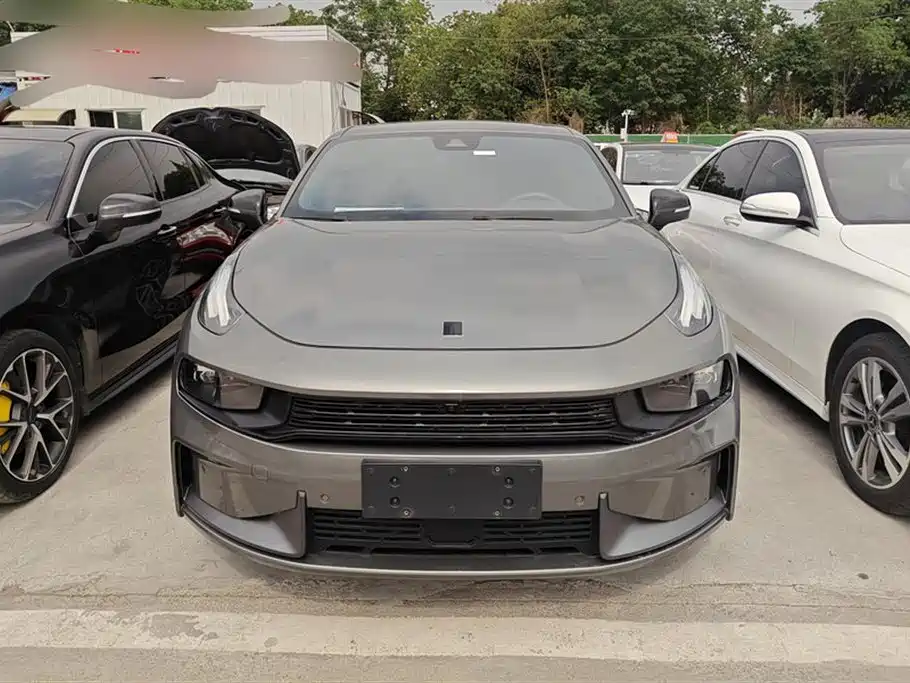 Lynk & Co 03 2021 2.0TD Auto Jin Pro фото 2