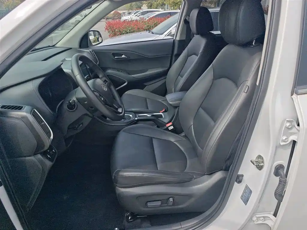 Hyundai Beijing Hyundai ix35 2019 2.0L Automatic 2WD Zhiyong·Enjoy China V фото 11