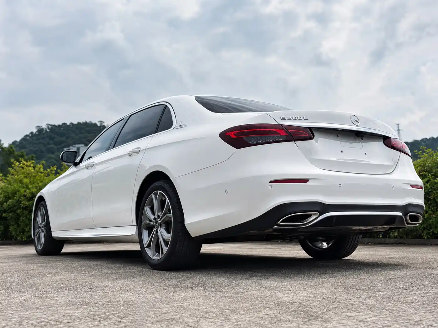 Mercedes-Benz E-Class, миниатюра 6