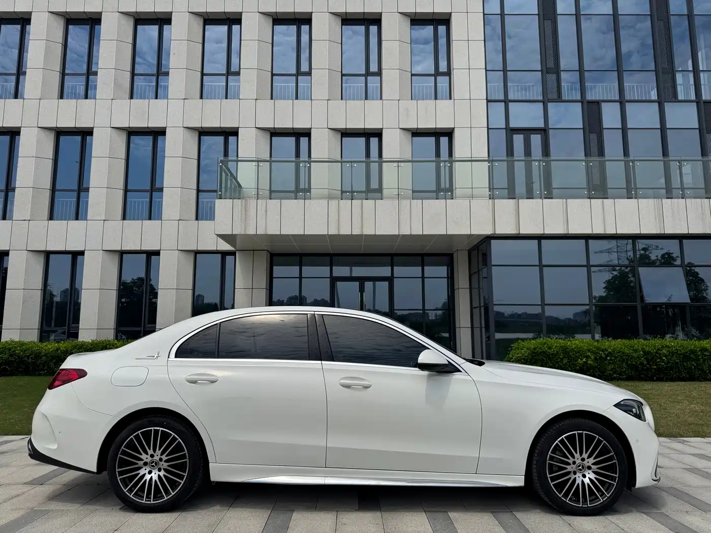 Mercedes-Benz C-Class 2022 Facelift C 260 L Sport фото 7
