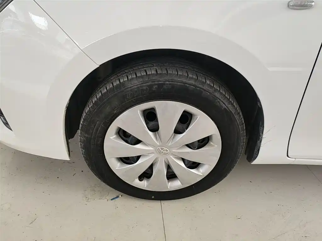 Toyota YARiS L Zhi Xuan 2015 1.5E Auto Charming Edition фото 23