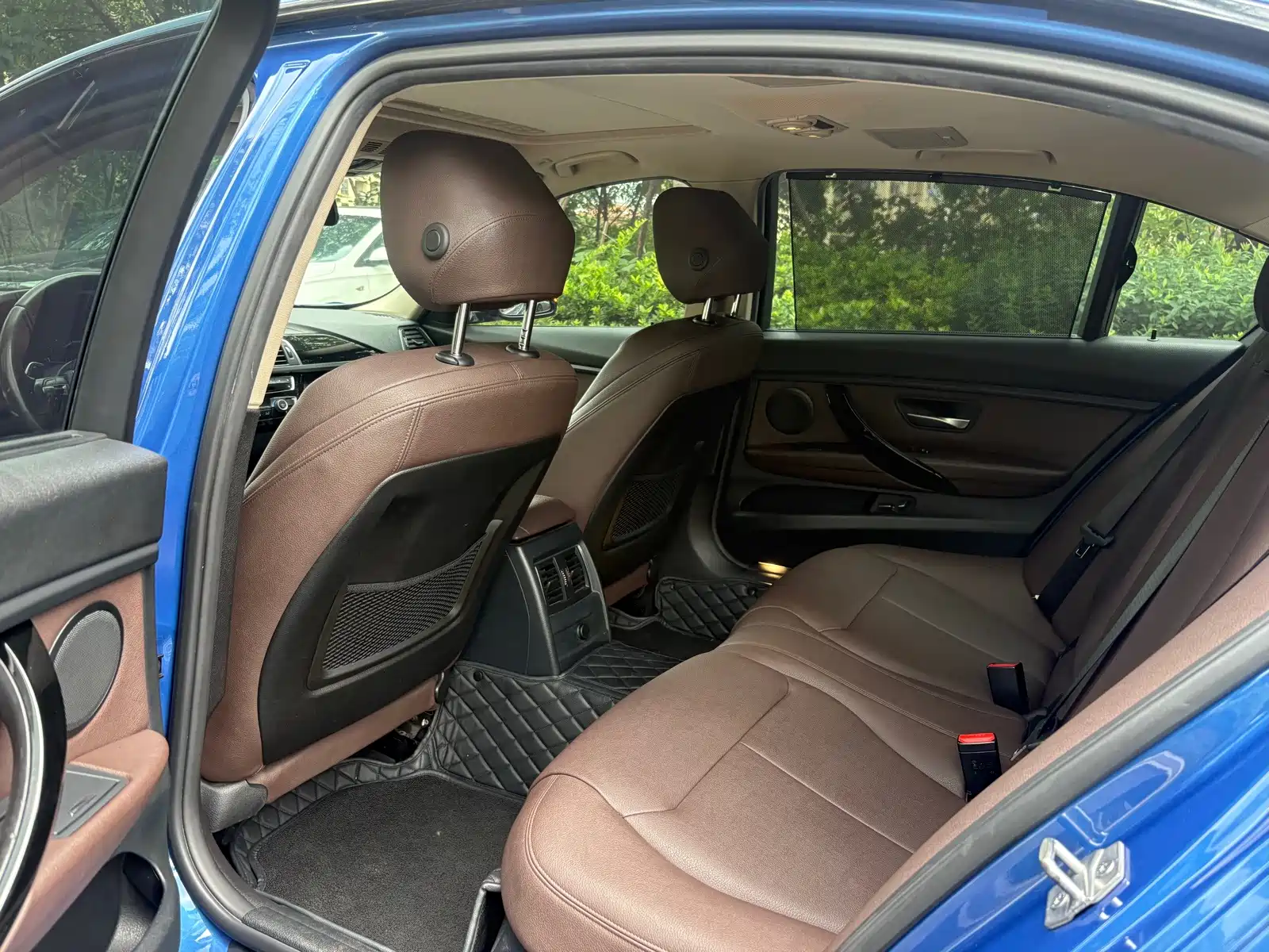 Фото 8 - BMW 3 Series