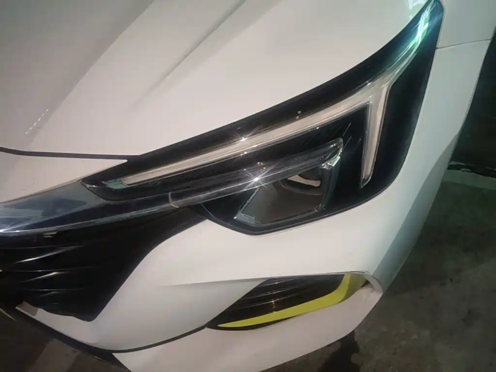 Roewe i6 MAX EV 2021 2020 Model 1.5T PHEV Cool Panoramic Sunroof Edition