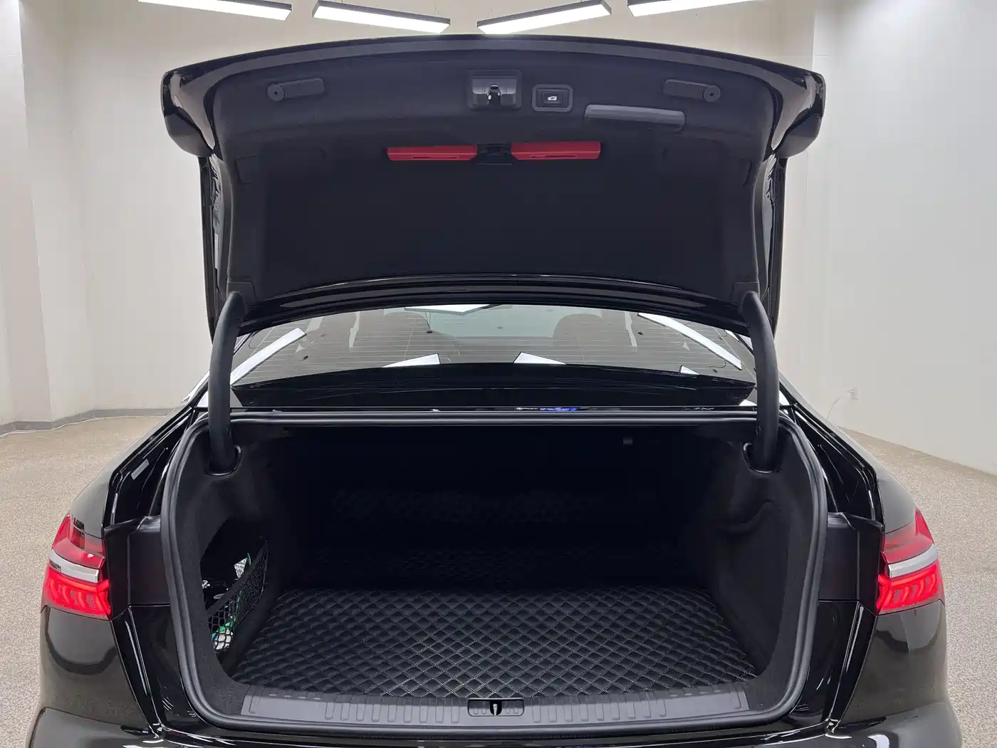 Audi A6L 2022 45 TFSI Premium Dynamic фото 19