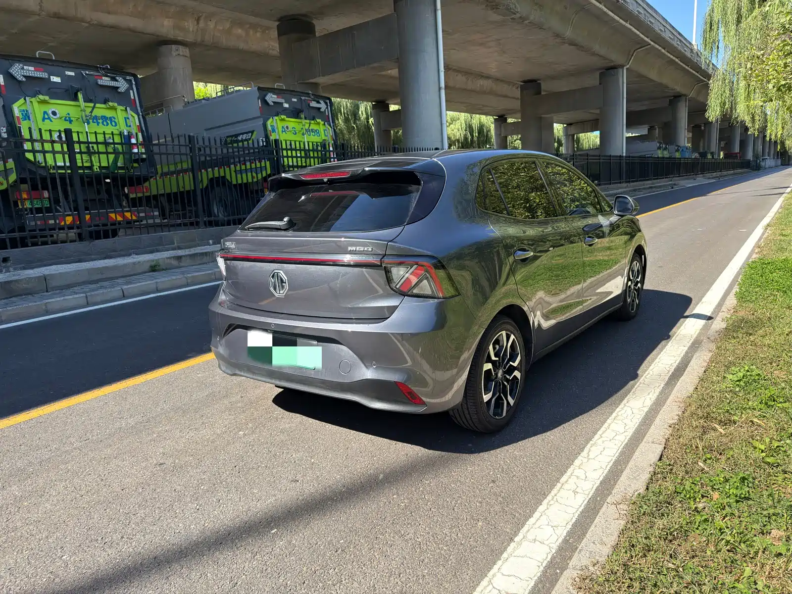 Фото 6 - MG MG4 EV