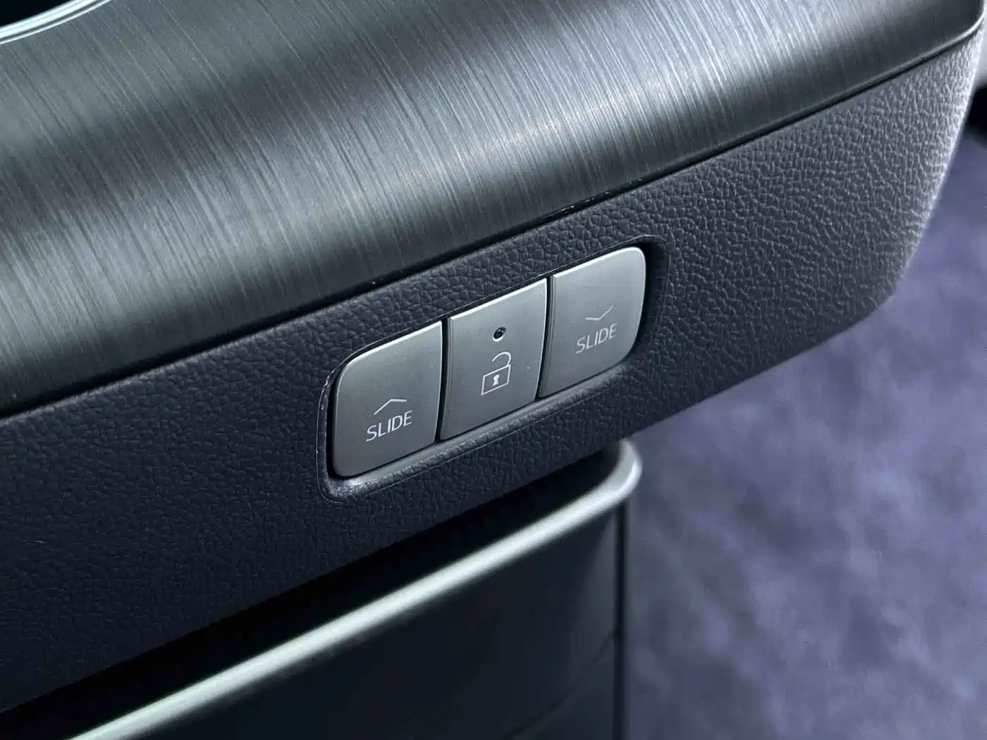 Buick GL8 New Energy 2025 Land Honor NCM фото 17