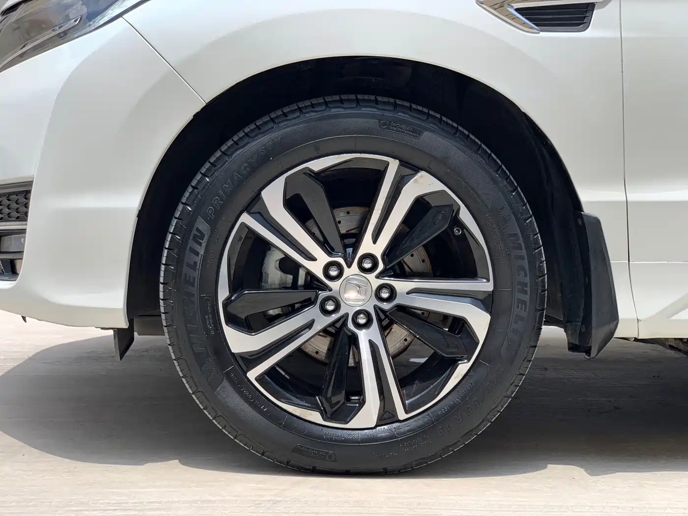 Honda UR-V 2018 2017 370TURBO 2WD Premium Edition China V