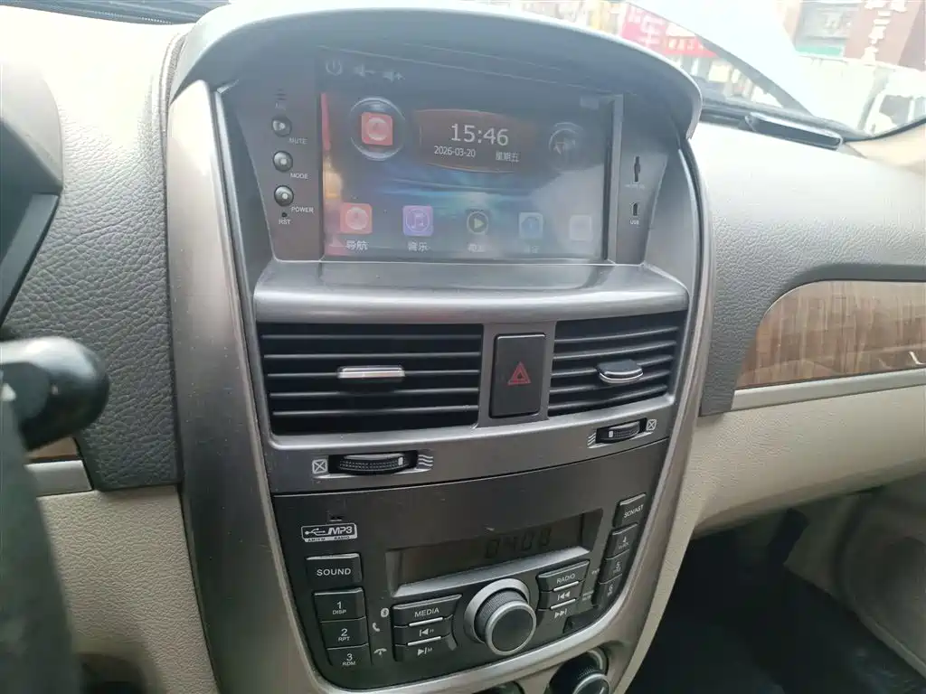 Buick Excelle 2015 1.5L Automatic Classic фото 13