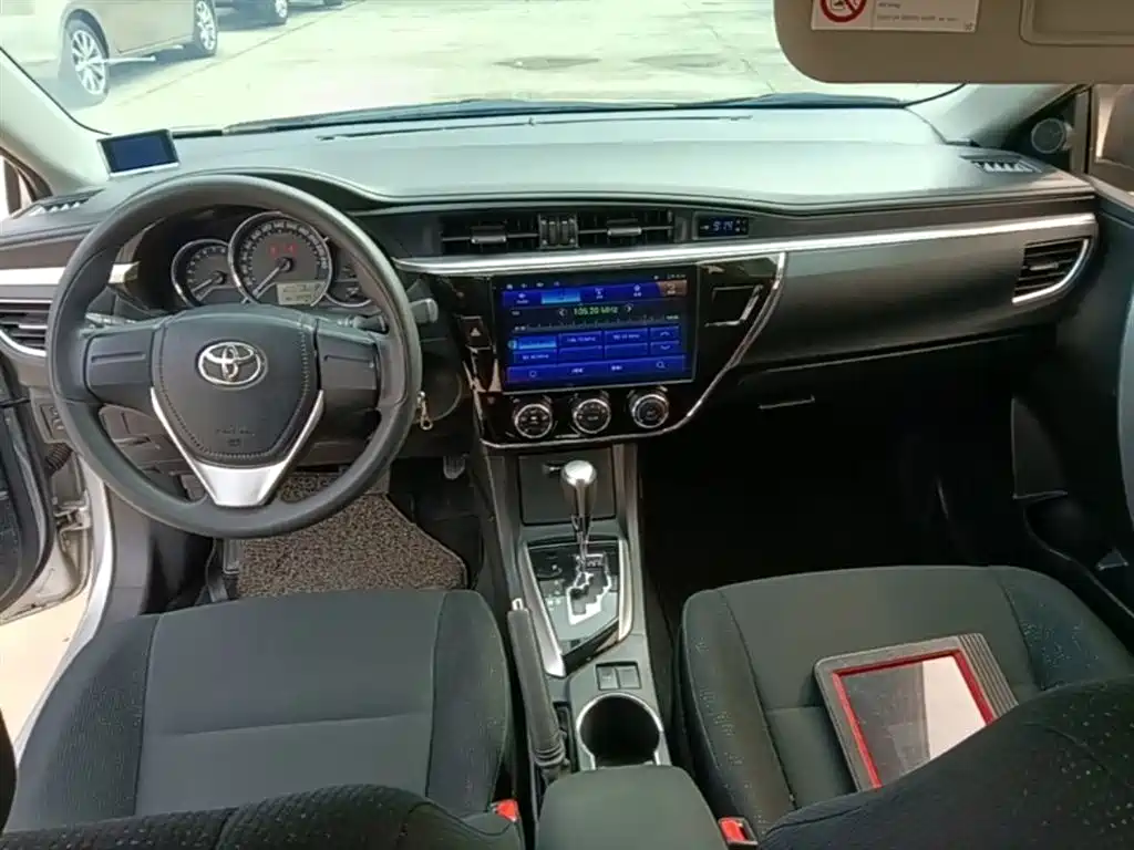 Toyota Corolla 2017 Facelift 1.6L S-CVT GL фото 10