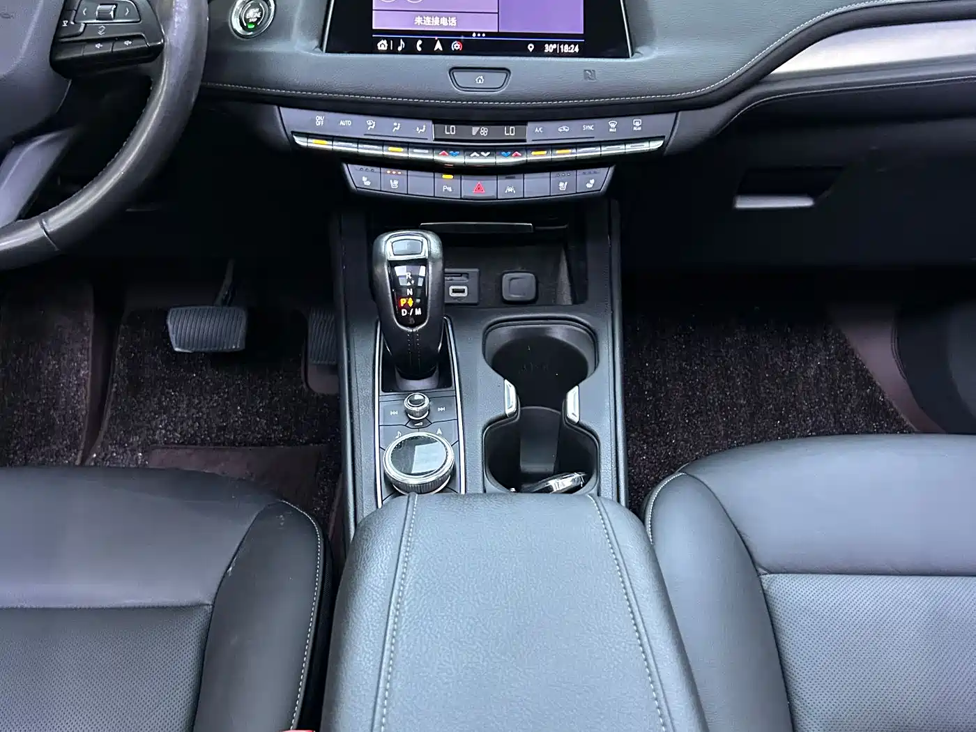Cadillac XT4 2018 28T AWD Platinum Edition фото 5