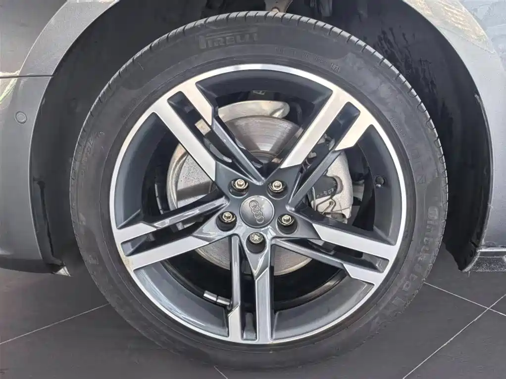 Audi A4L 2020 40 TFSI Luxury Dynamic фото 14