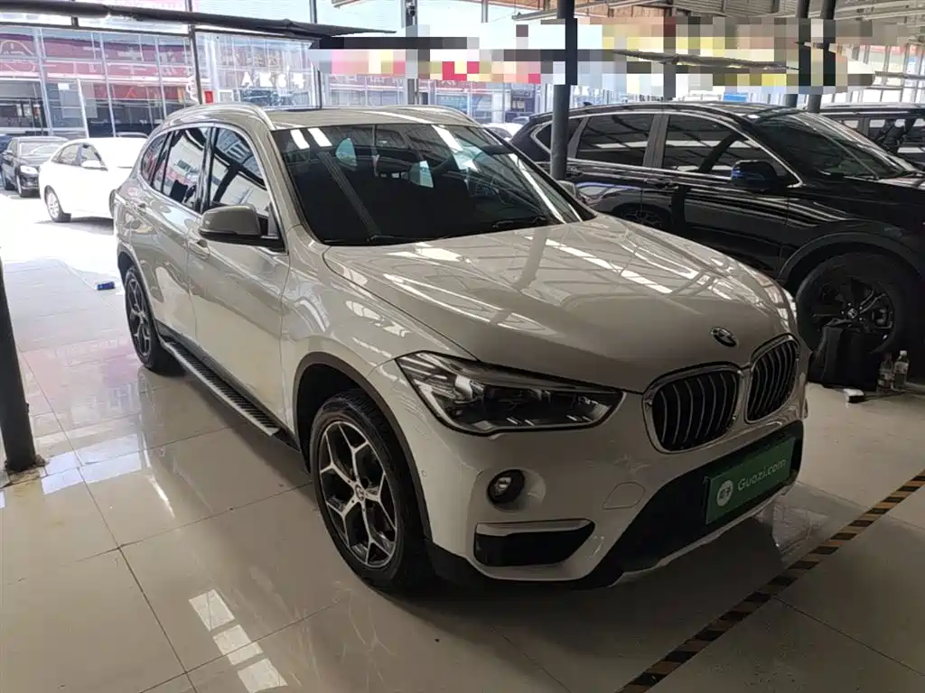 BMW X1 2016 sDrive18Li Luxury Model фото 4