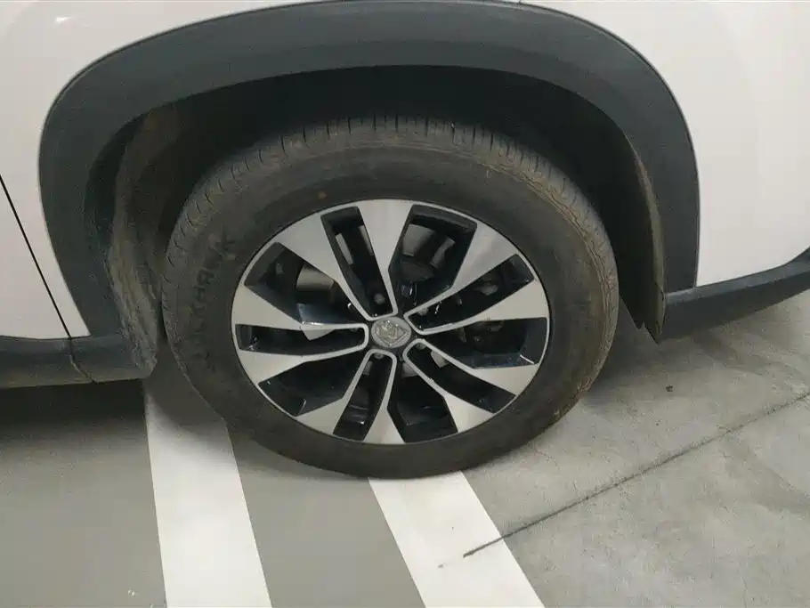 BAOJUN 530