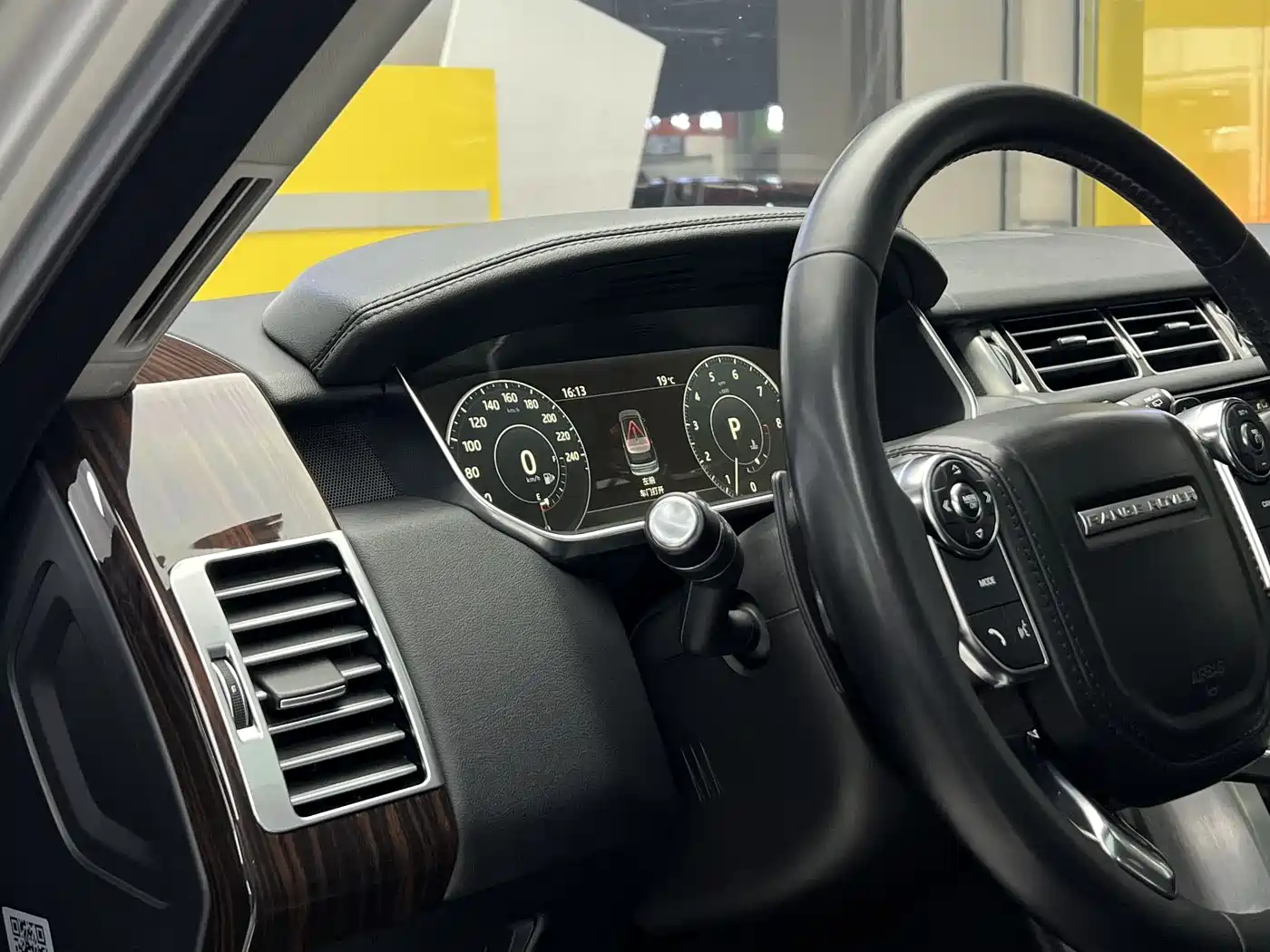 Land Rover Range Rover 2017 3.0 SC V6 Vogue фото 16