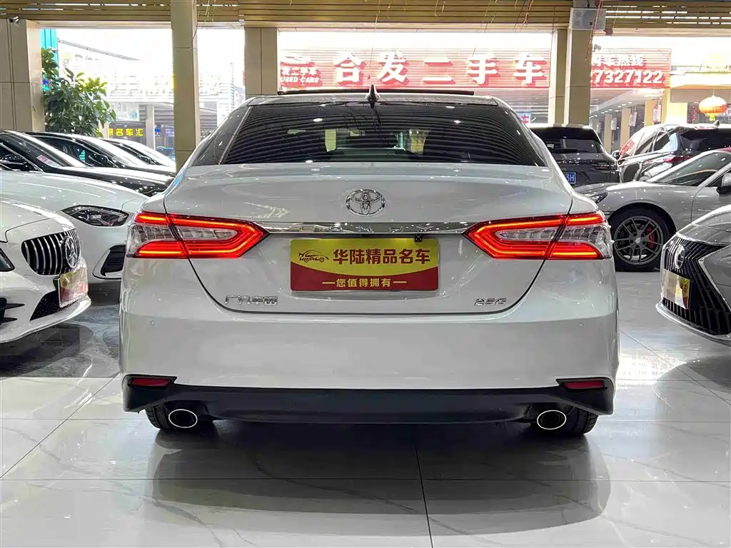Toyota Camry 2021 2.5G Luxury Edition фото 5