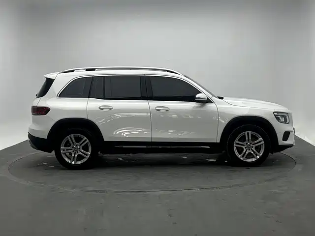 Mercedes-Benz GLB 2022 GLB 220 Dynamic фото 6