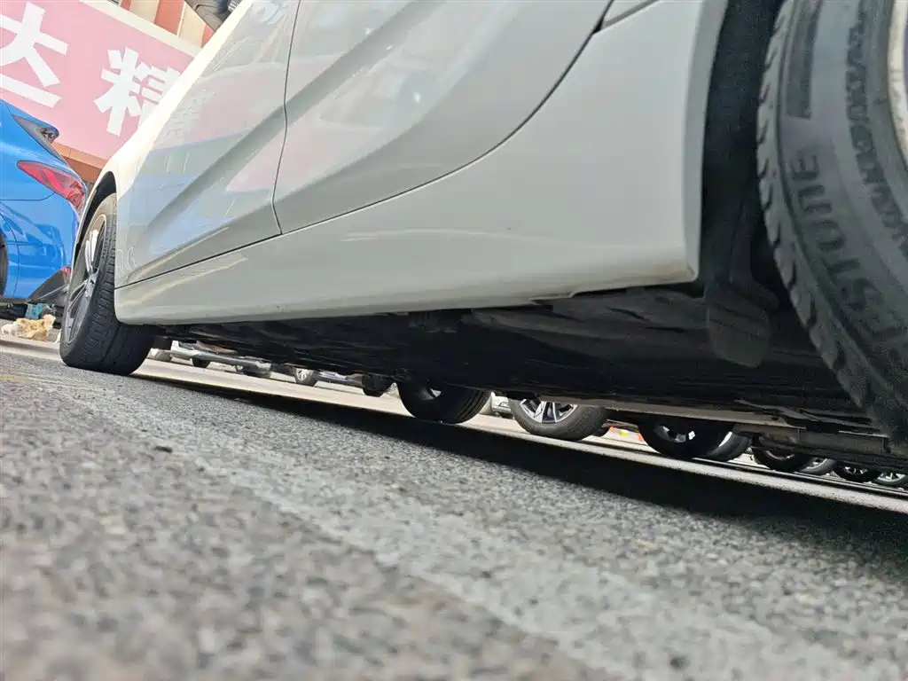 BMW 2 Series Touring 2018 218i M Sport Package фото 22