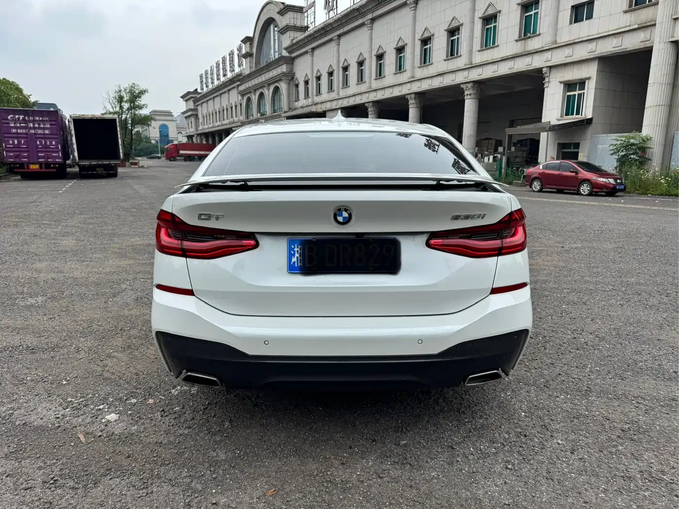 BMW 6 Series GT 2022 Model 630i M Sport Package фото 8