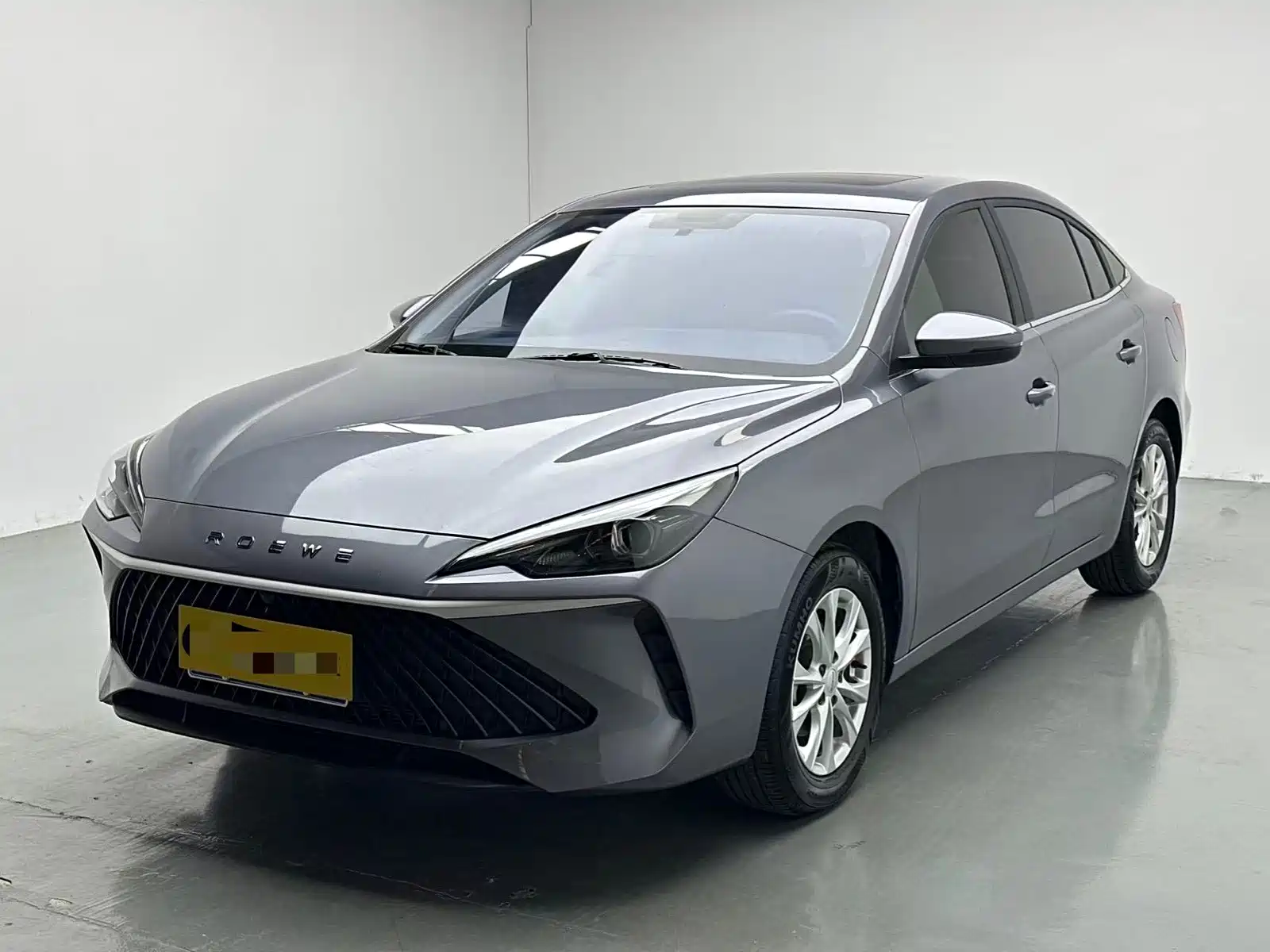 Фото 1 - Roewe i5