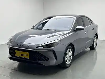 Roewe i5