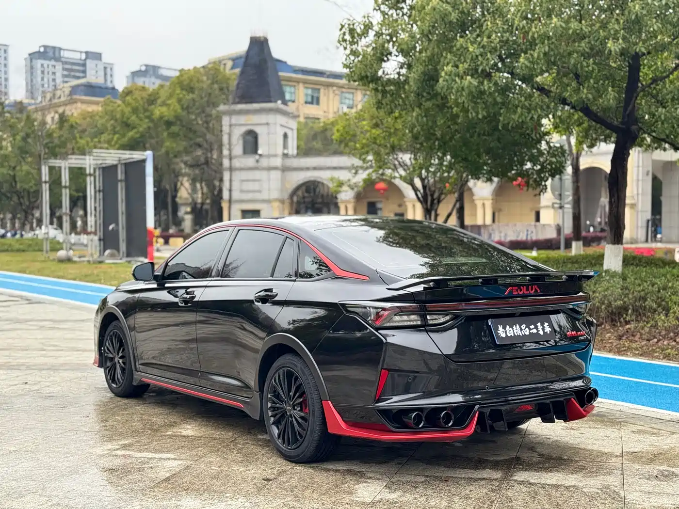 DONGFENG YI HYUN MAX