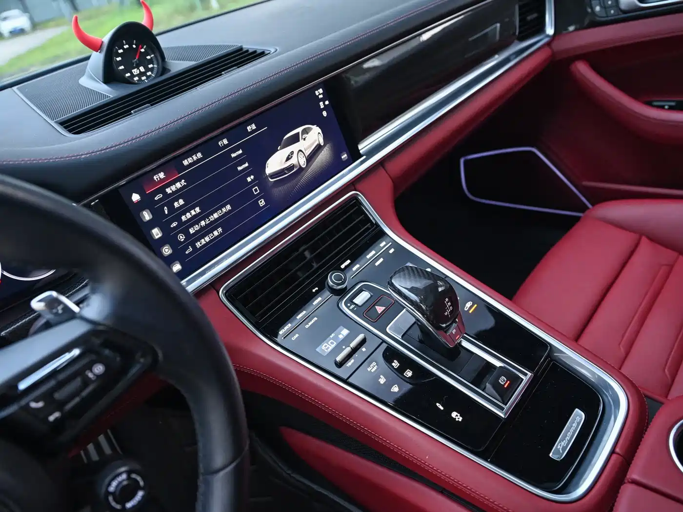 Photo 12 - Porsche Panamera